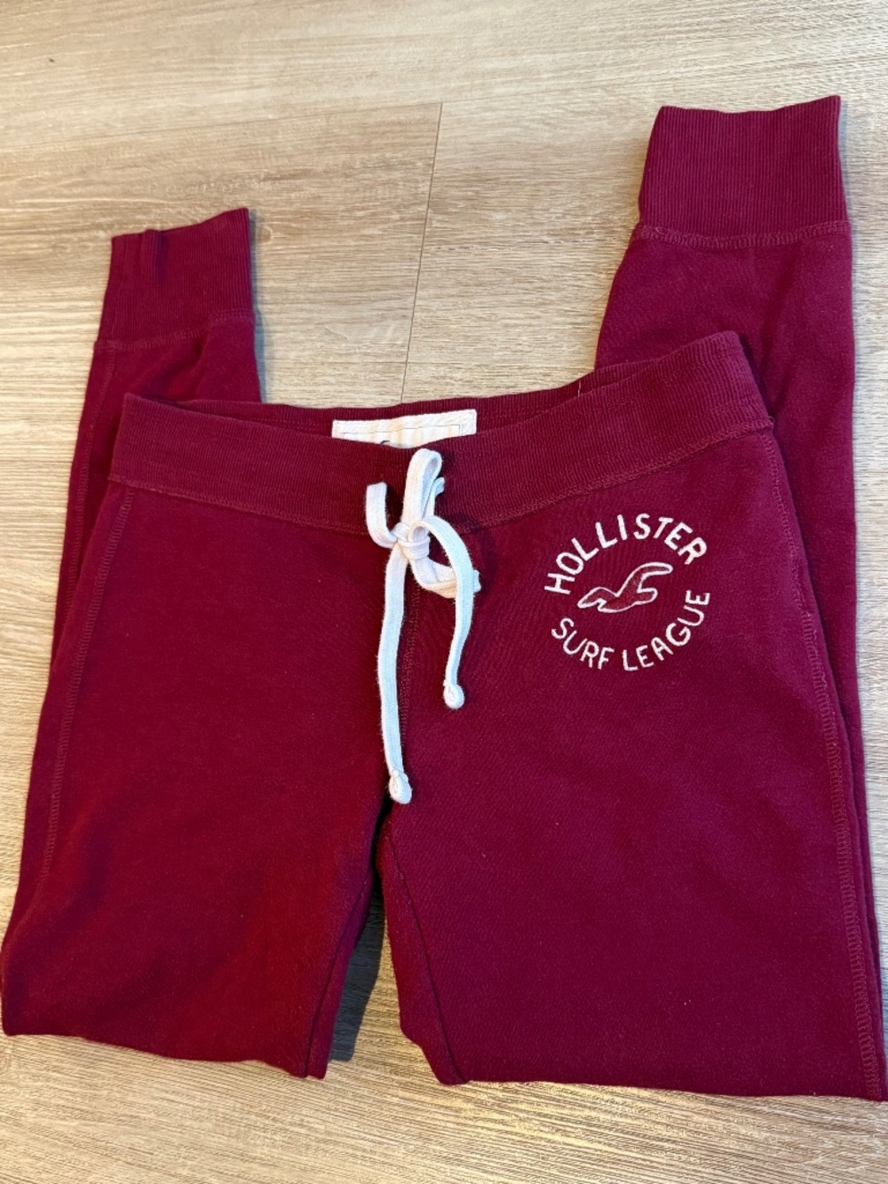 Hollister Sweatpants (Medium)